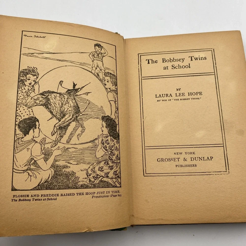 Lot of 2 Vintage The Bobbsey Twins at School + at Snow Lodge‎ 1940s HC Illust
